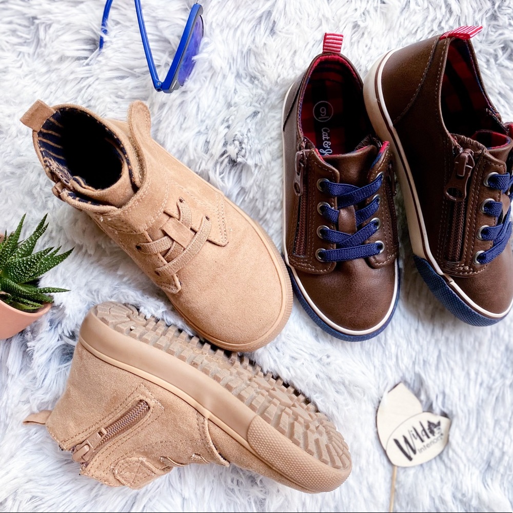 Boys Boots Toddler Shoes Cat and Jack Tennis Shoes size 9 Back to School